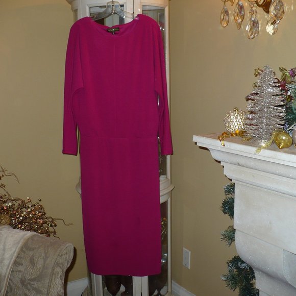 HEIDI  PINK DRESS - CLASSIC FIGURE FLATTERING STYLE - Picture 1 of 3